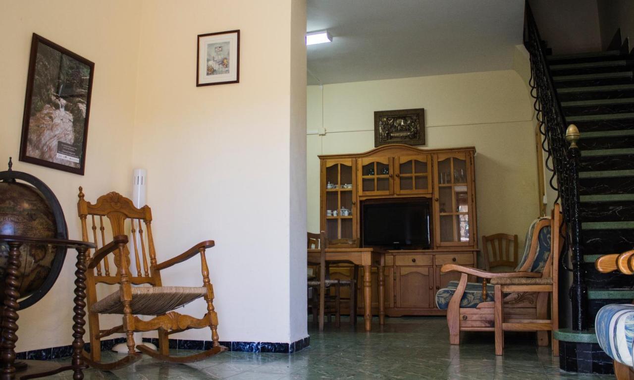 Pension Mariola Agres ภายนอก รูปภาพ
